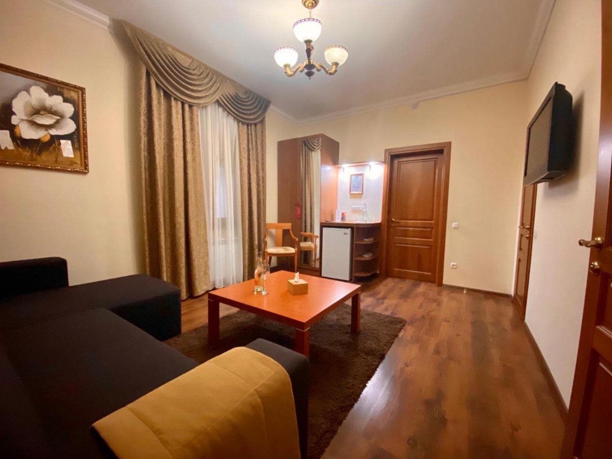 Boomerang Business Hotel Odessa Eksteriør billede