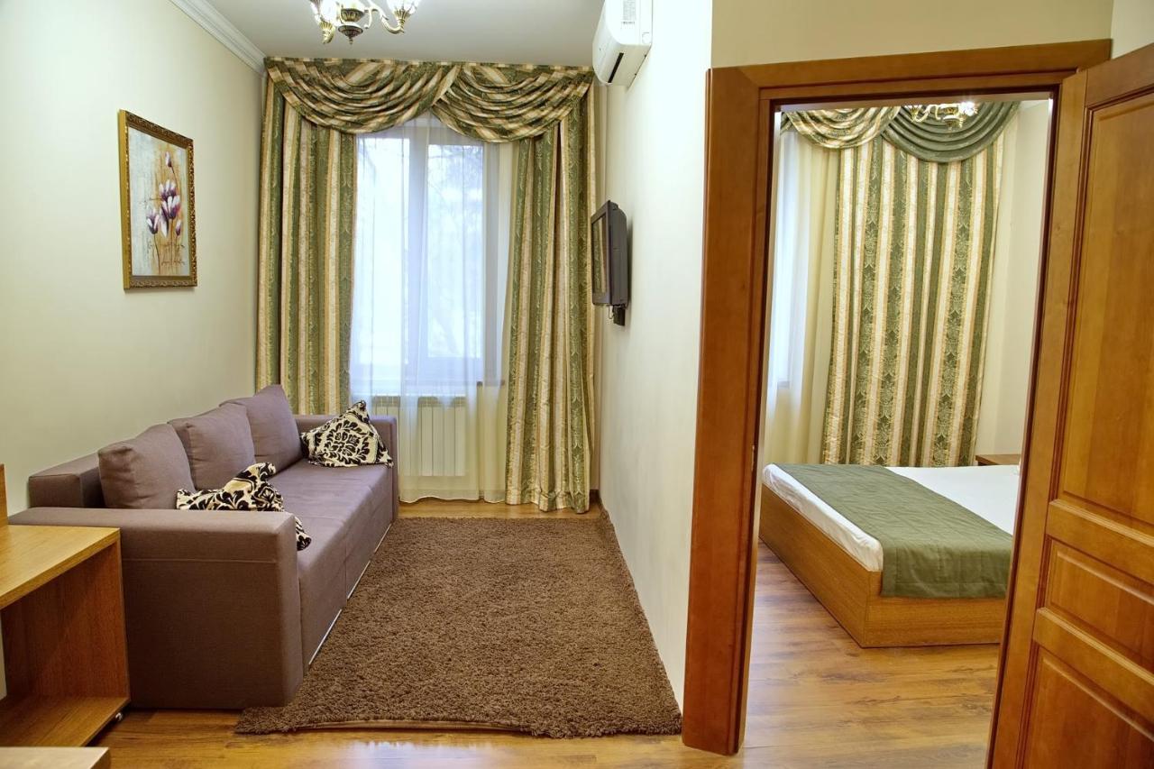 Boomerang Business Hotel Odessa Eksteriør billede