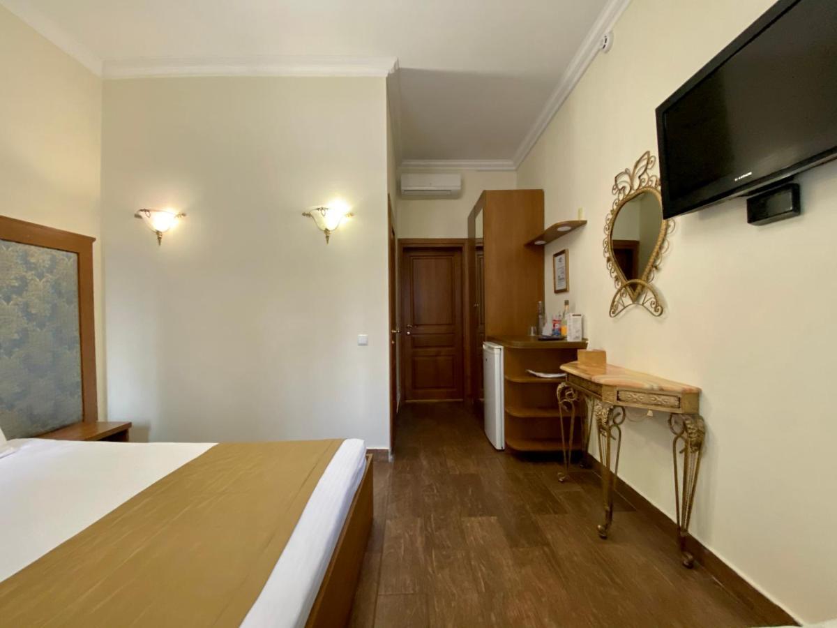 Boomerang Business Hotel Odessa Eksteriør billede